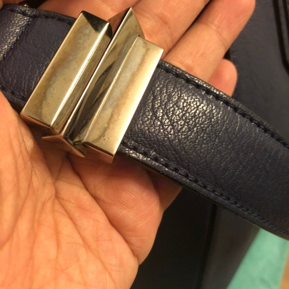 No longer available ‼️ Medium Givenchy Antigona - Picture 4 of 10